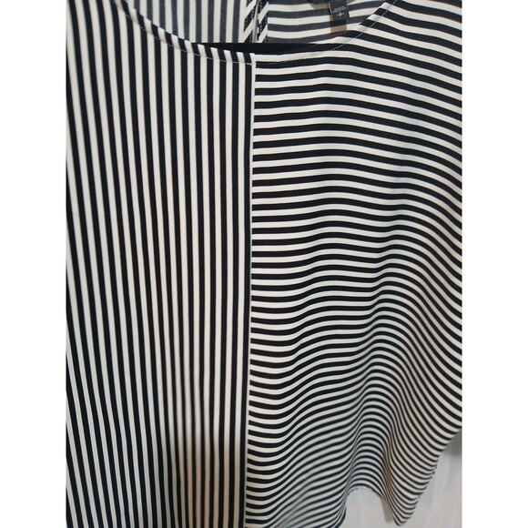 Express Striped Dolman Sleeve 3/4 Sleeve Blouse Black and White Small - Picture 2 of 9